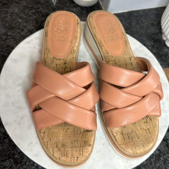 Vince Camuto Sandals - Picture 3 of 8